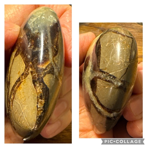 Beautiful Septarian heart shaped palm stone #2 - Picture 6 of 16